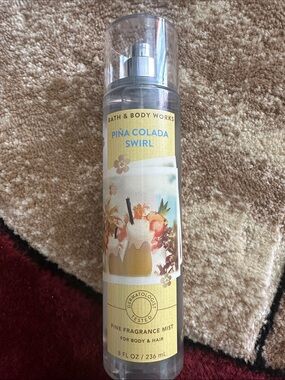Pina colada swirl fine fragrance mist